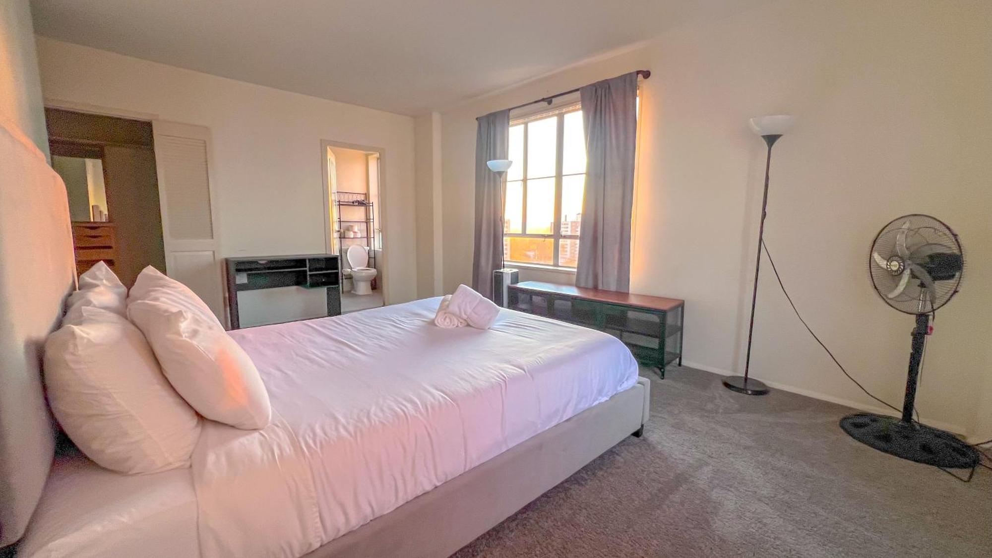 Stylish Apartment Walking Distance To The Grove Los Angeles Exterior photo
