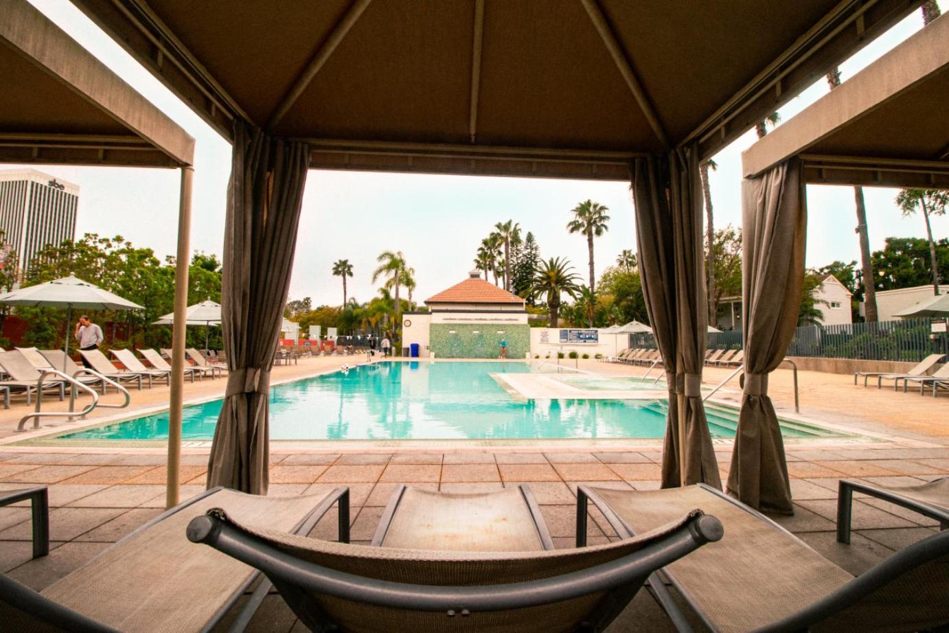 Stylish Apartment Walking Distance To The Grove Los Angeles Exterior photo